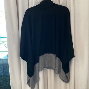 Lululemon On the Go Poncho